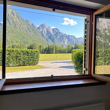 Apartman Cozy Modern In Radovna *