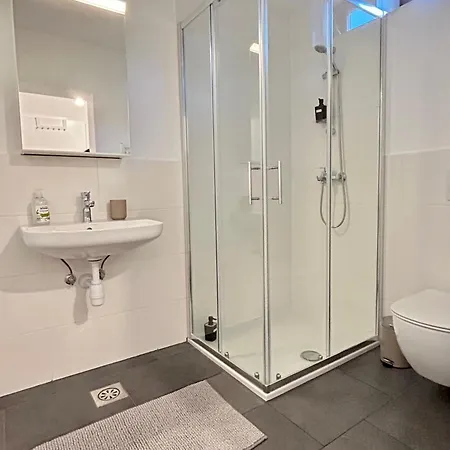 Cozy Modern In Radovna Apartman *